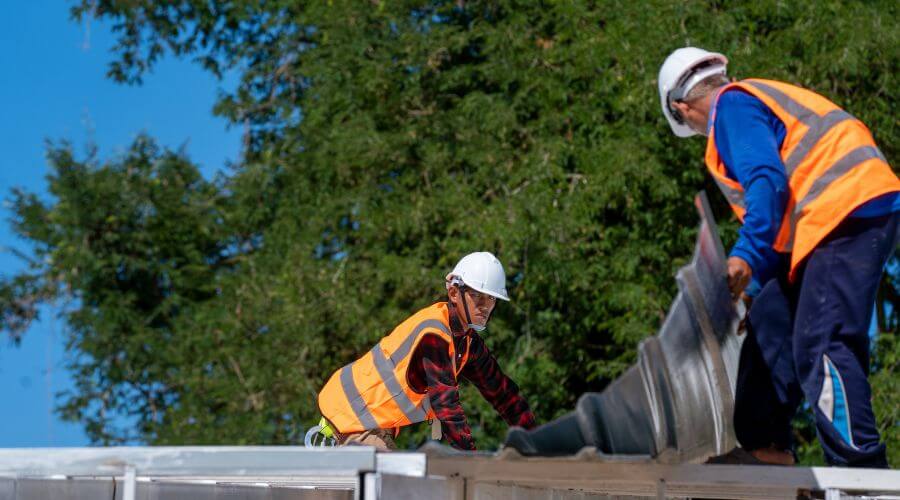 Professional new roof installation services in Mooresville, AL